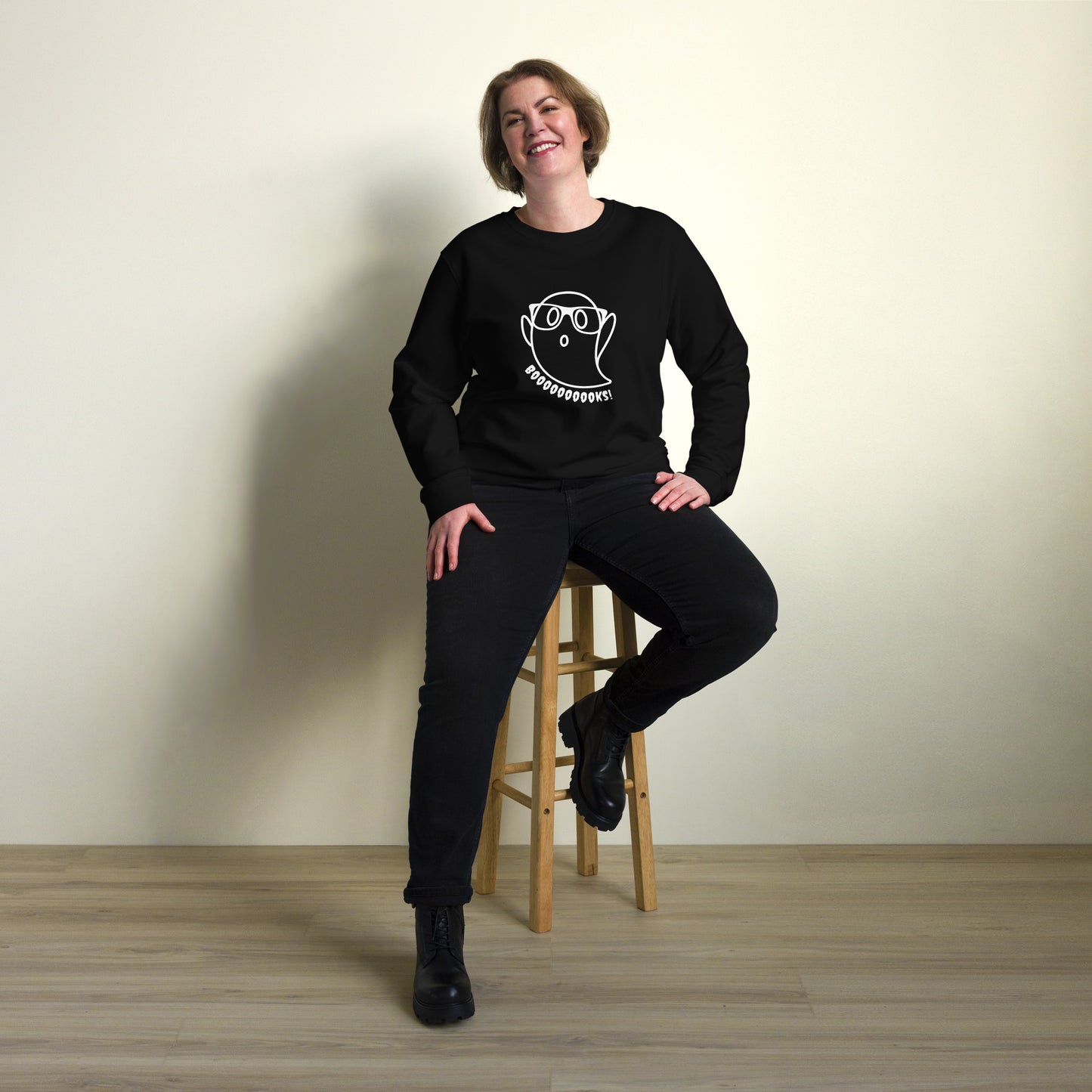 Booooks Halloween Graphic Women Organic Sweatshirt