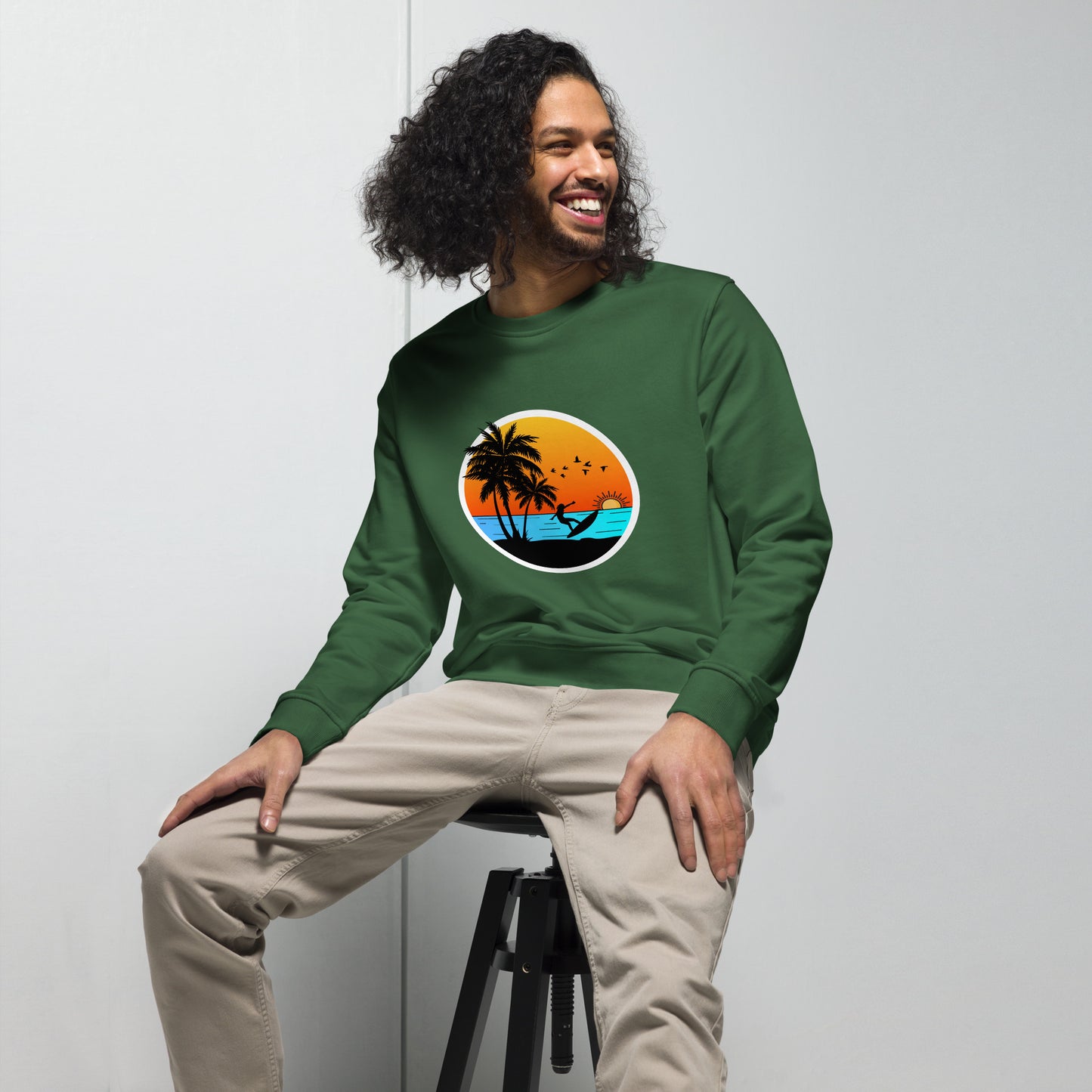 Sunset Surfing Vintage Graphic Men Organic Sweatshirt